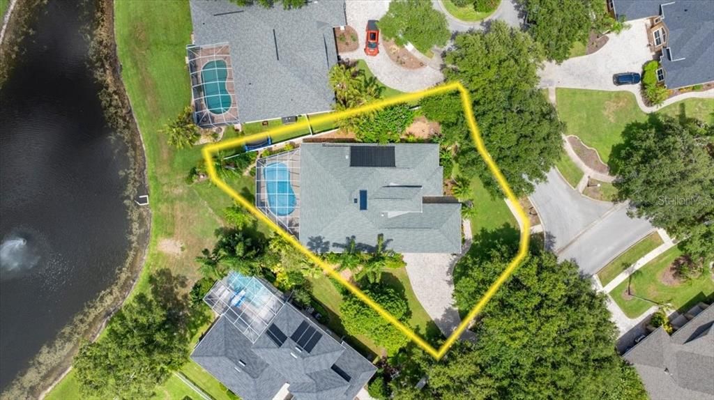 Под контрактом: $619,900 (3 спален, 2 ванн, 2929 Квадратных фут)