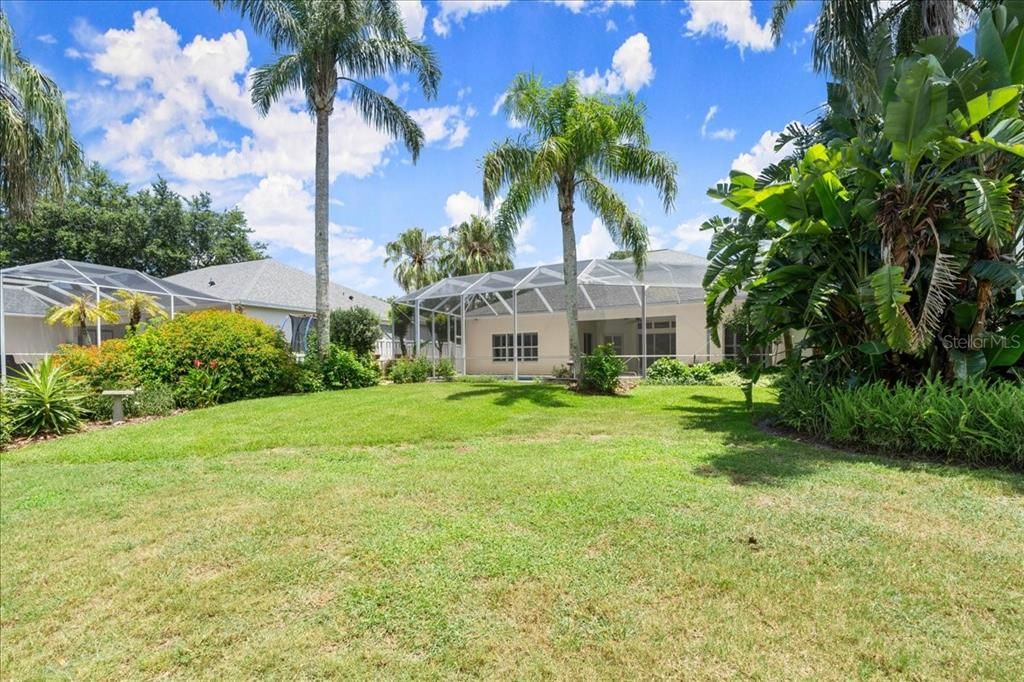 Под контрактом: $619,900 (3 спален, 2 ванн, 2929 Квадратных фут)