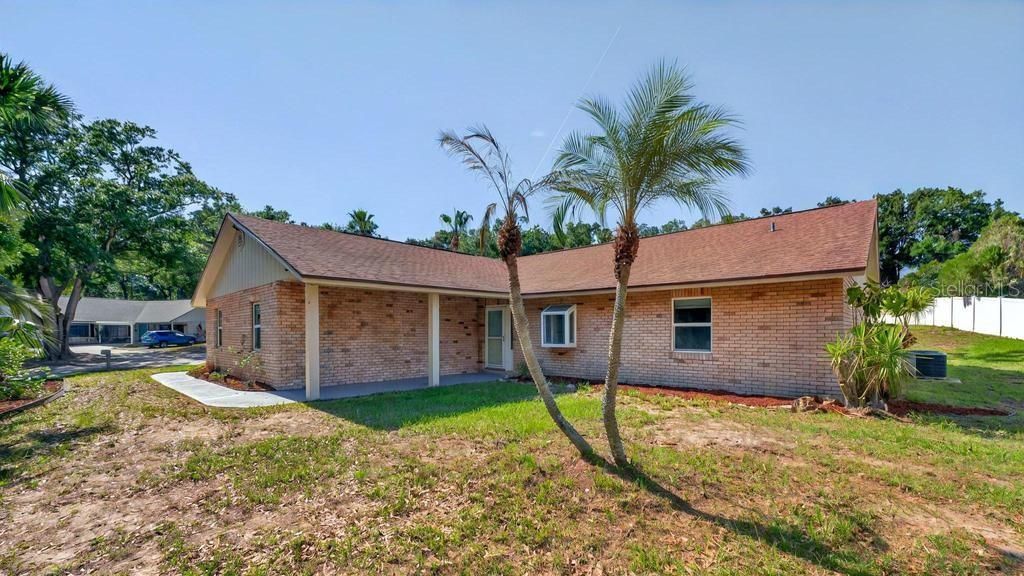 For Sale: $458,900 (3 beds, 2 baths, 1909 Square Feet)