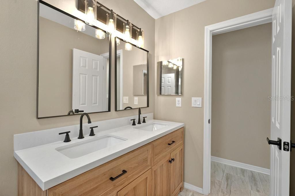 For Sale: $458,900 (3 beds, 2 baths, 1909 Square Feet)