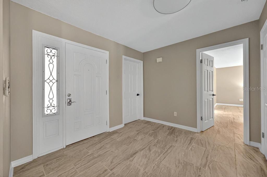 For Sale: $458,900 (3 beds, 2 baths, 1909 Square Feet)