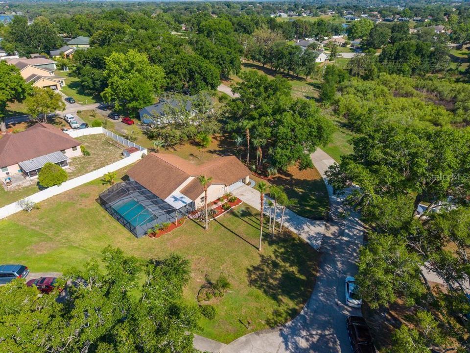 For Sale: $458,900 (3 beds, 2 baths, 1909 Square Feet)