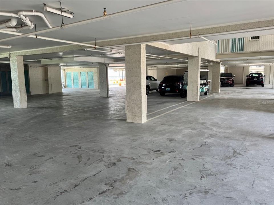 待售: $650,000 (2 贝兹, 2 浴室, 1310 平方英尺)