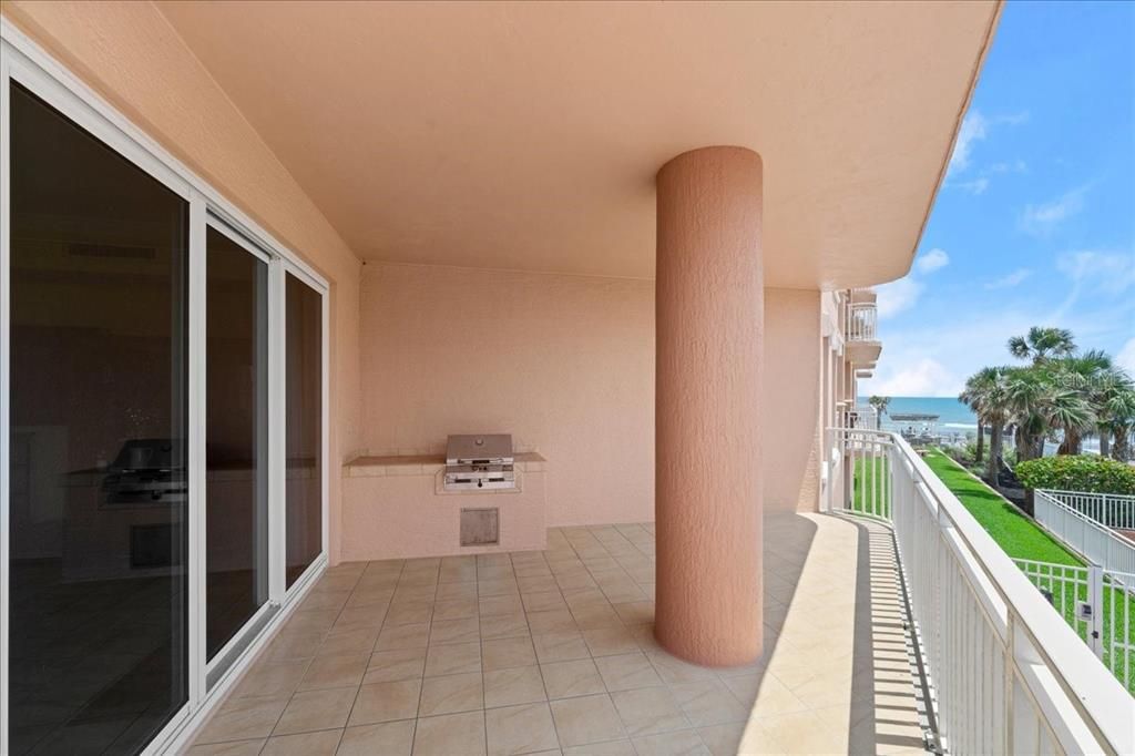 合同活跃: $470,000 (3 贝兹, 2 浴室, 2182 平方英尺)