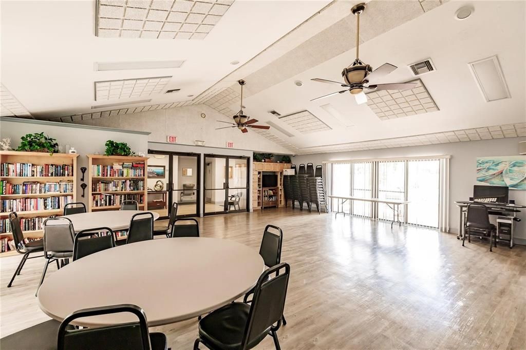 Activo con contrato: $99,000 (1 camas, 1 baños, 634 Pies cuadrados)