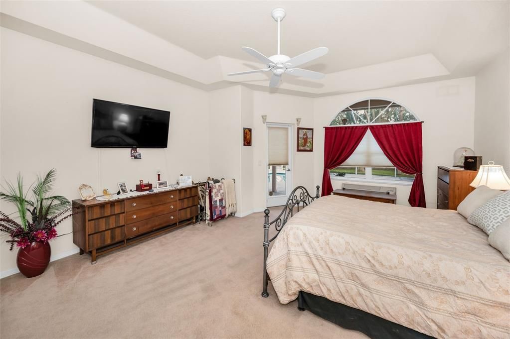 На продажу: $925,000 (4 спален, 3 ванн, 2786 Квадратных фут)