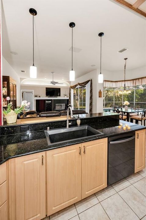 На продажу: $925,000 (4 спален, 3 ванн, 2786 Квадратных фут)