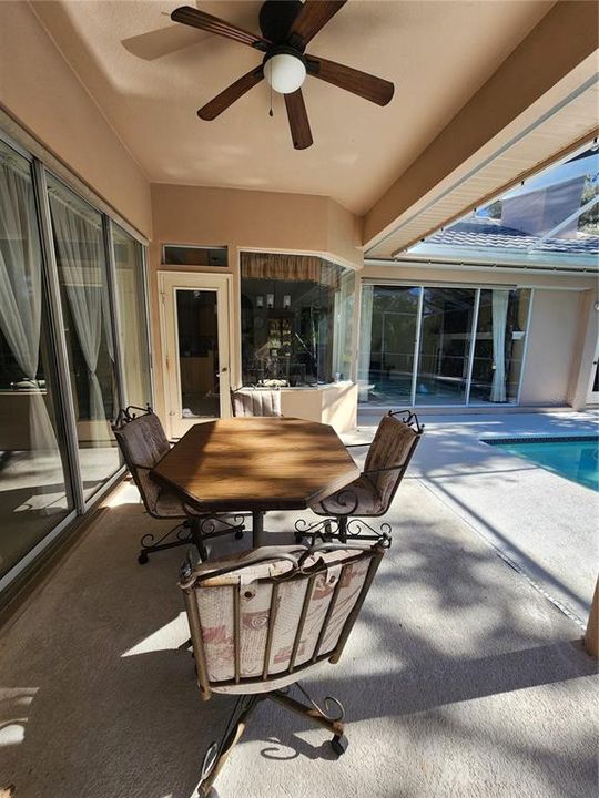 На продажу: $925,000 (4 спален, 3 ванн, 2786 Квадратных фут)