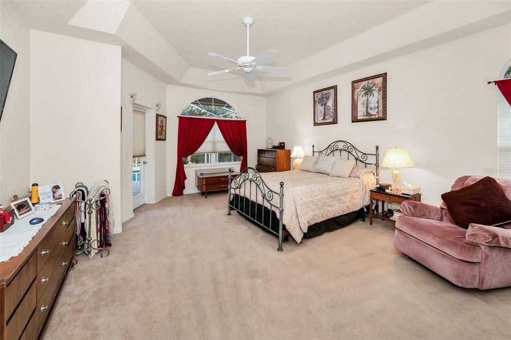 На продажу: $925,000 (4 спален, 3 ванн, 2786 Квадратных фут)