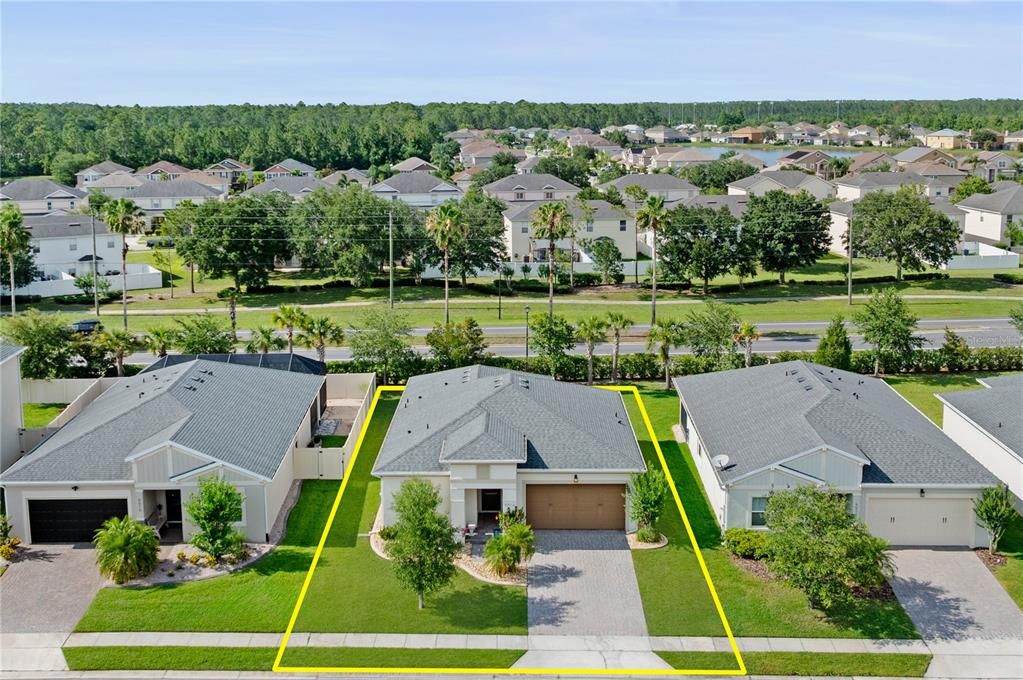 Под контрактом: $344,900 (3 спален, 2 ванн, 1626 Квадратных фут)