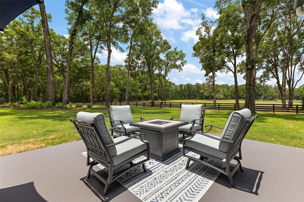 На продажу: $1,950,000 (4 спален, 3 ванн, 4976 Квадратных фут)