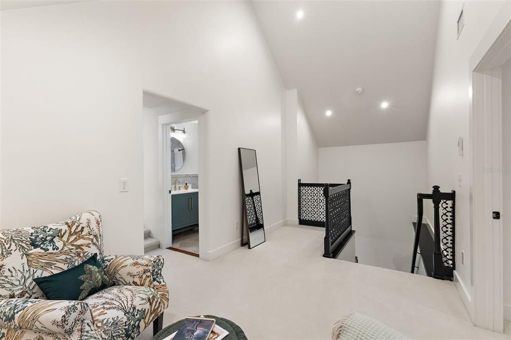 На продажу: $1,950,000 (4 спален, 3 ванн, 4976 Квадратных фут)