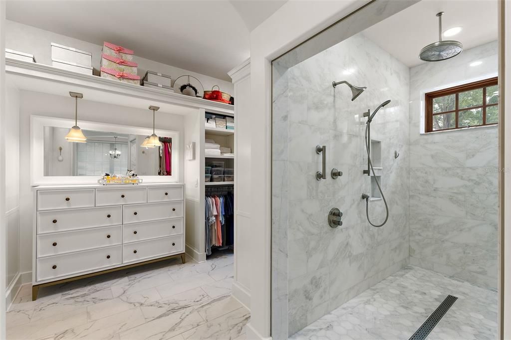 На продажу: $1,950,000 (4 спален, 3 ванн, 4976 Квадратных фут)