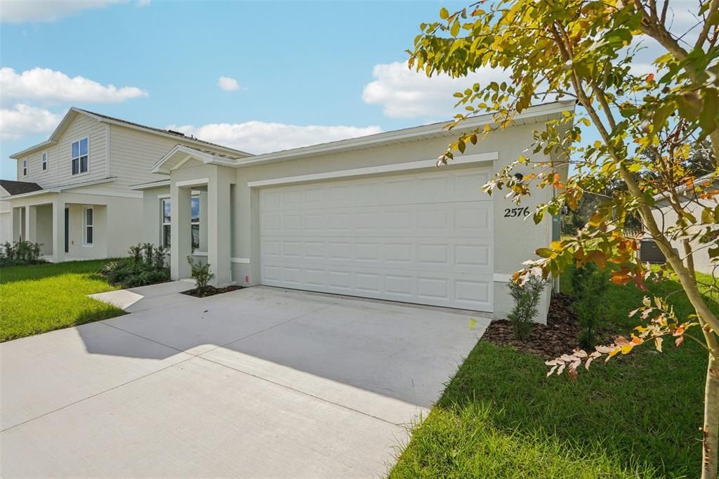 Active With Contract: $252,990 (4 beds, 2 baths, 1666 Square Feet)