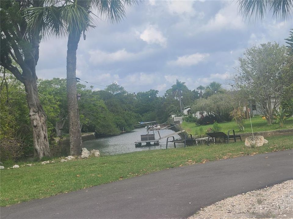 待售: $348,000 (2 贝兹, 0 浴室, 2178 平方英尺)