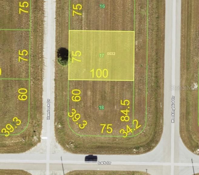 最近售出: $12,900 (0.17 acres)