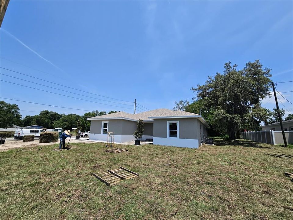 Vendido Recientemente: $409,900 (4 camas, 3 baños, 1905 Pies cuadrados)