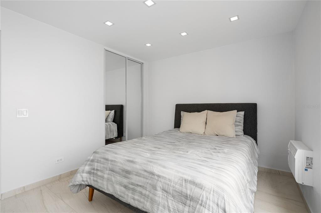 Activo con contrato: $465,000 (3 camas, 2 baños, 1128 Pies cuadrados)