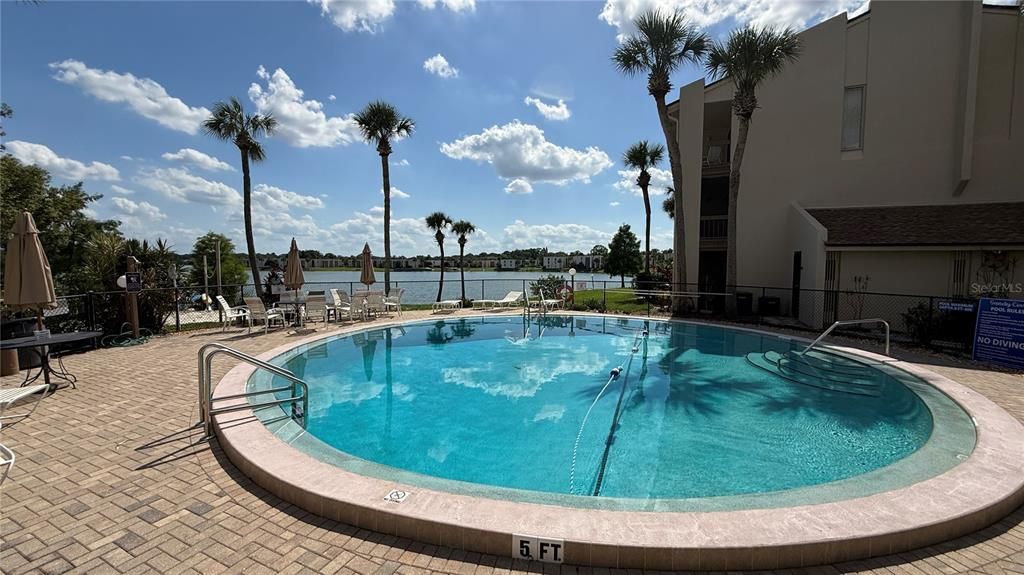 待售: $85,000 (1 贝兹, 1 浴室, 633 平方英尺)