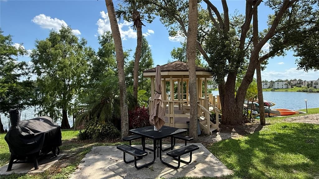 待售: $85,000 (1 贝兹, 1 浴室, 633 平方英尺)