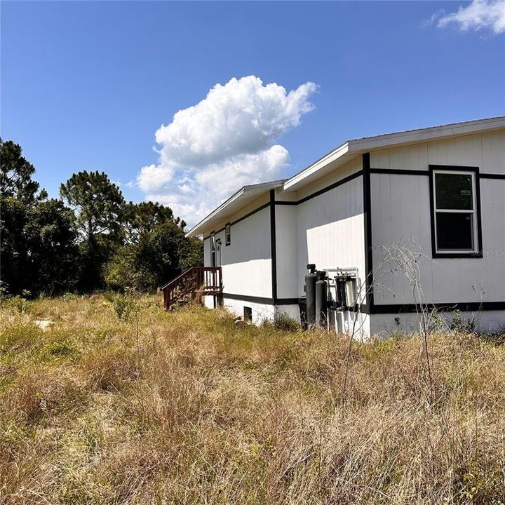 待售: $250,000 (3 贝兹, 2 浴室, 1298 平方英尺)