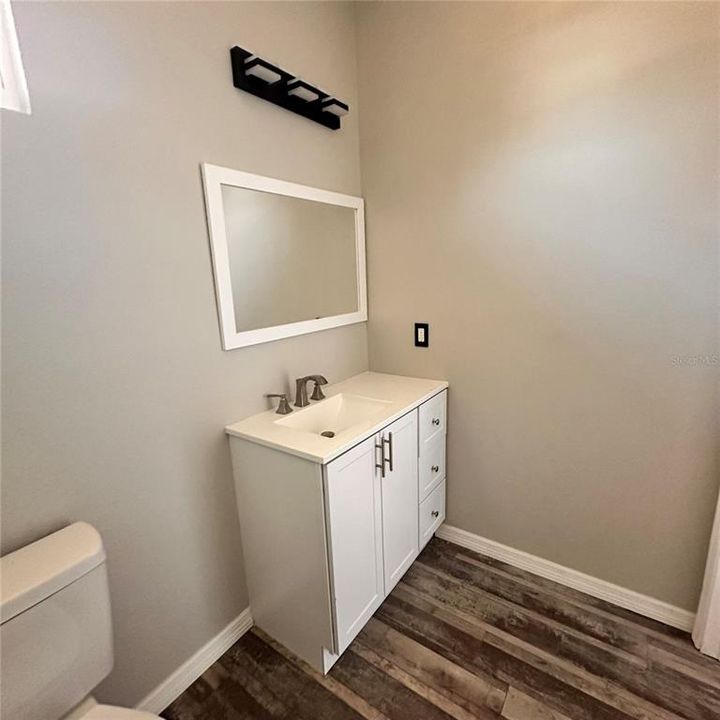 待售: $250,000 (3 贝兹, 2 浴室, 1298 平方英尺)