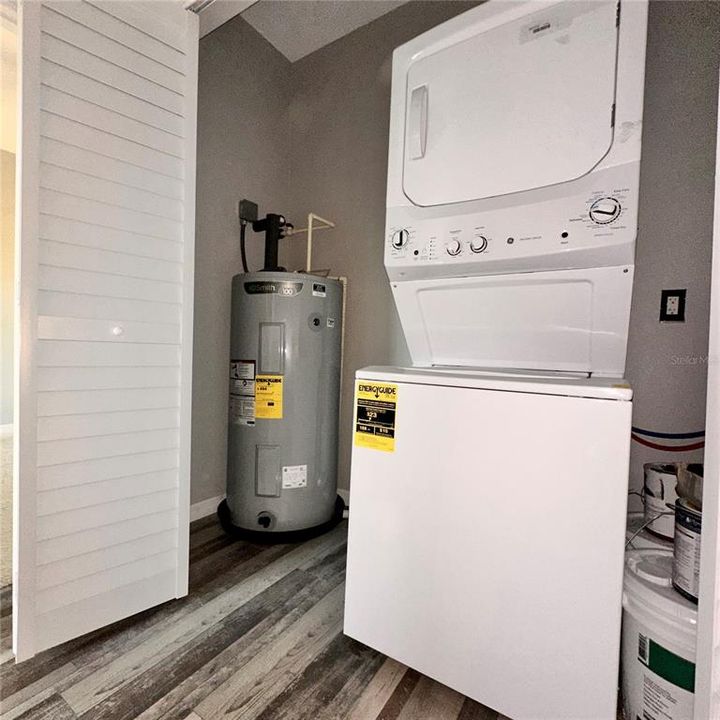 待售: $250,000 (3 贝兹, 2 浴室, 1298 平方英尺)