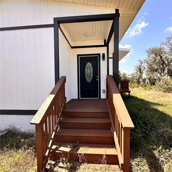 待售: $250,000 (3 贝兹, 2 浴室, 1298 平方英尺)