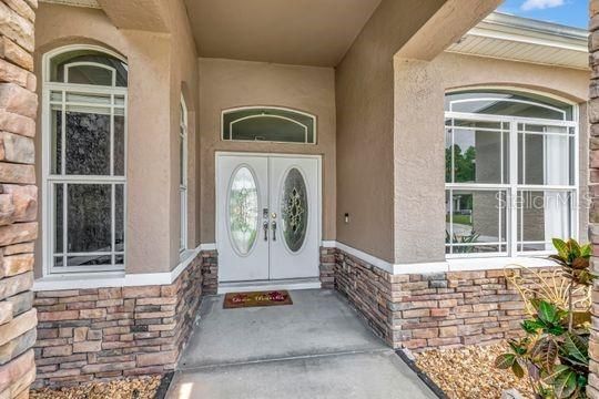 For Sale: $690,000 (4 beds, 3 baths, 2763 Square Feet)