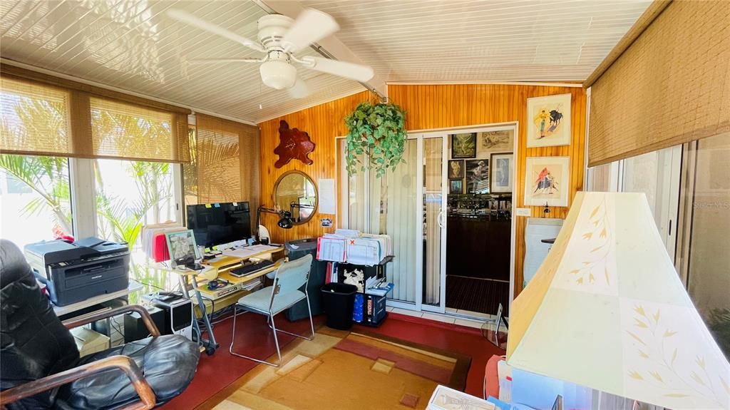 На продажу: $749,900 (3 спален, 2 ванн, 1867 Квадратных фут)