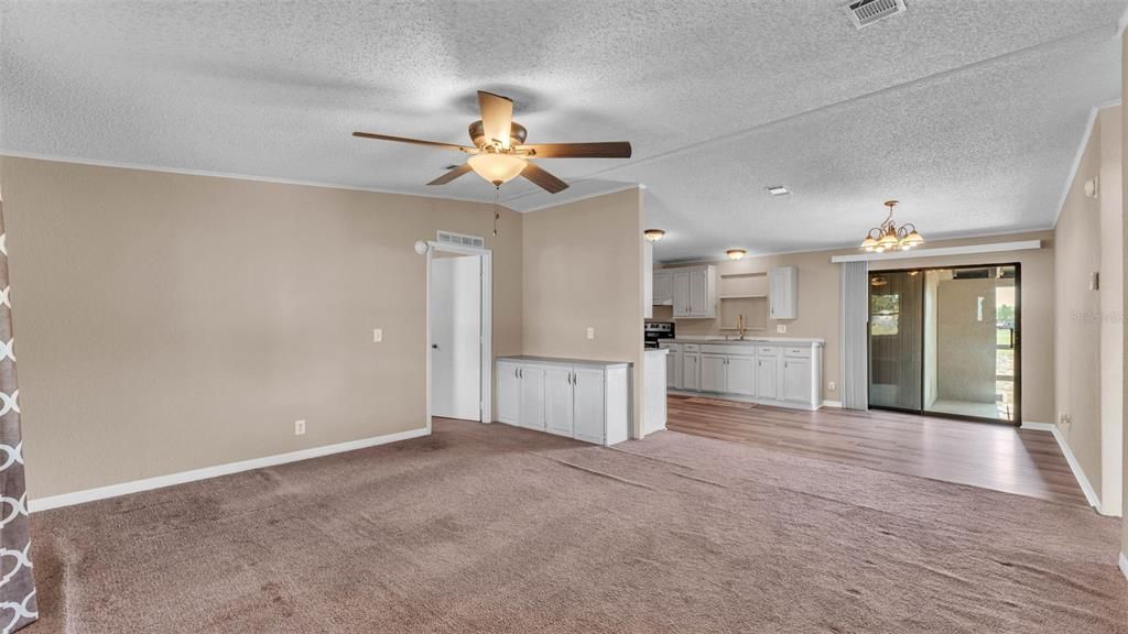 For Sale: $245,000 (4 beds, 2 baths, 1188 Square Feet)