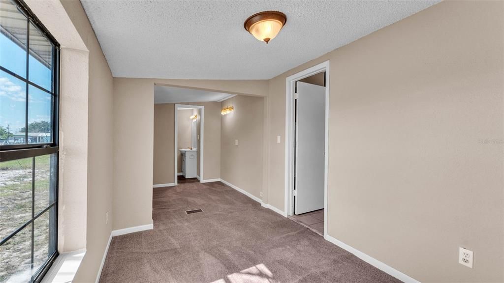 For Sale: $245,000 (4 beds, 2 baths, 1188 Square Feet)