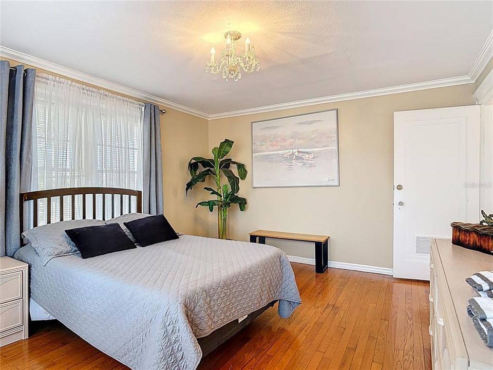 合同活跃: $459,900 (0 贝兹, 0 浴室, 2672 平方英尺)