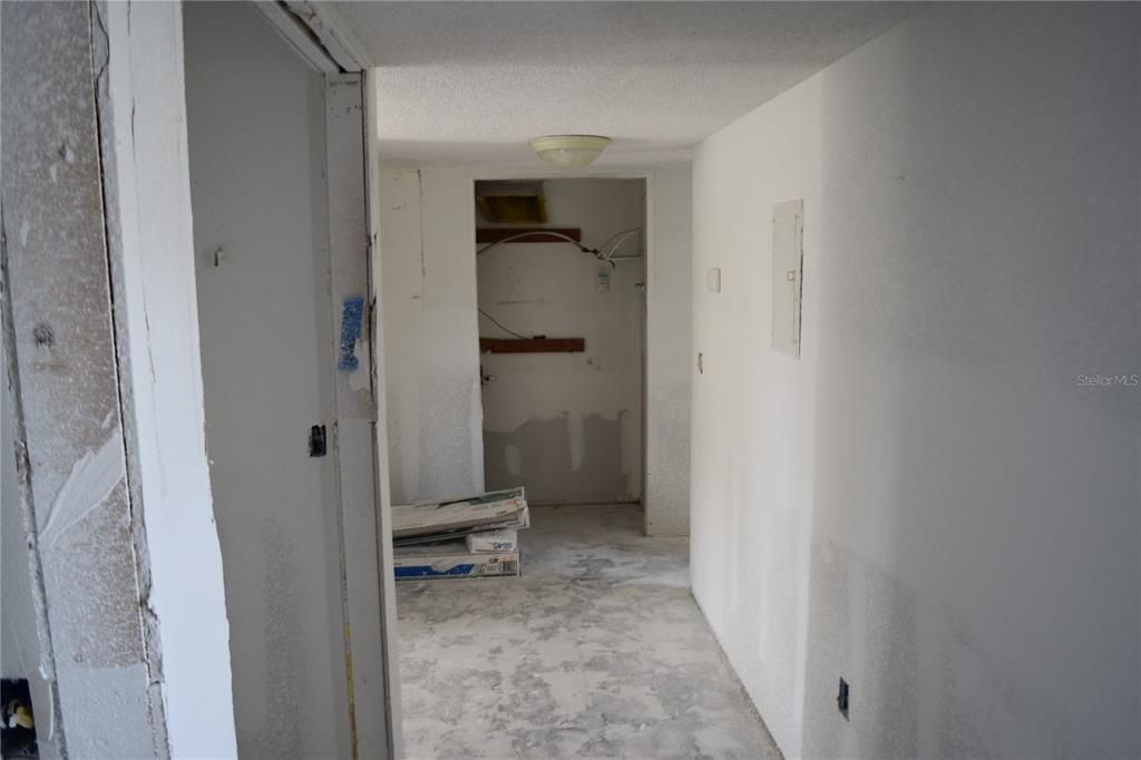 For Sale: $170,000 (2 beds, 2 baths, 1020 Square Feet)