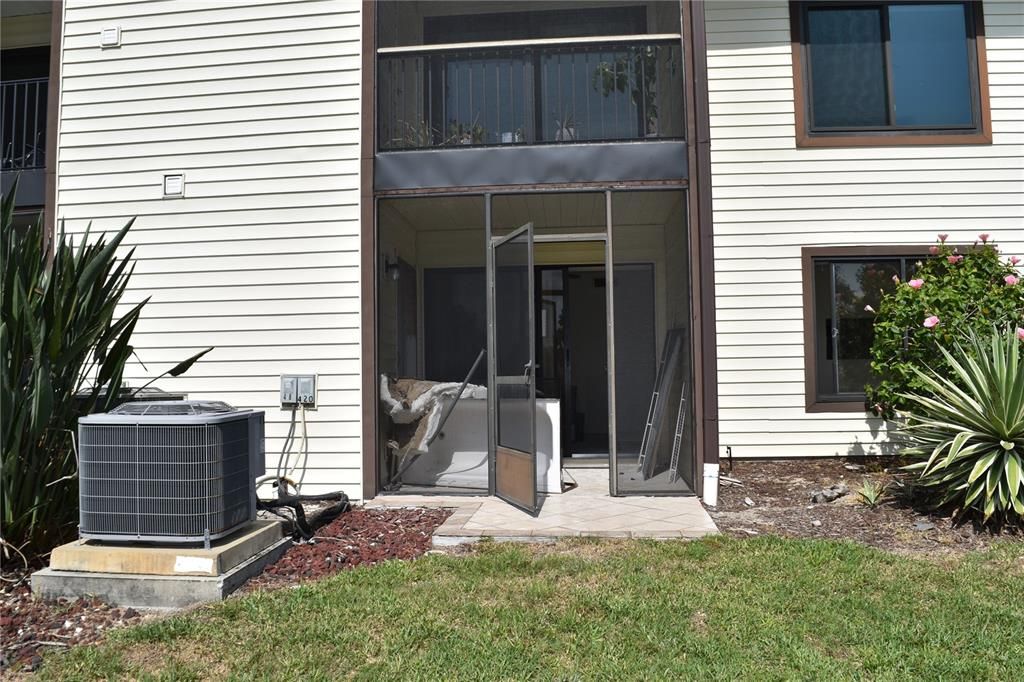 For Sale: $170,000 (2 beds, 2 baths, 1020 Square Feet)