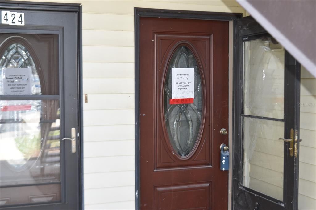 For Sale: $170,000 (2 beds, 2 baths, 1020 Square Feet)