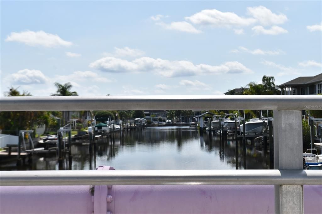 For Sale: $170,000 (2 beds, 2 baths, 1020 Square Feet)