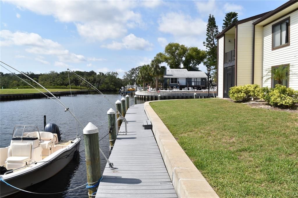 For Sale: $170,000 (2 beds, 2 baths, 1020 Square Feet)