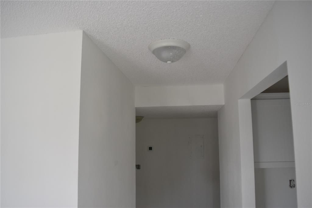 For Sale: $170,000 (2 beds, 2 baths, 1020 Square Feet)