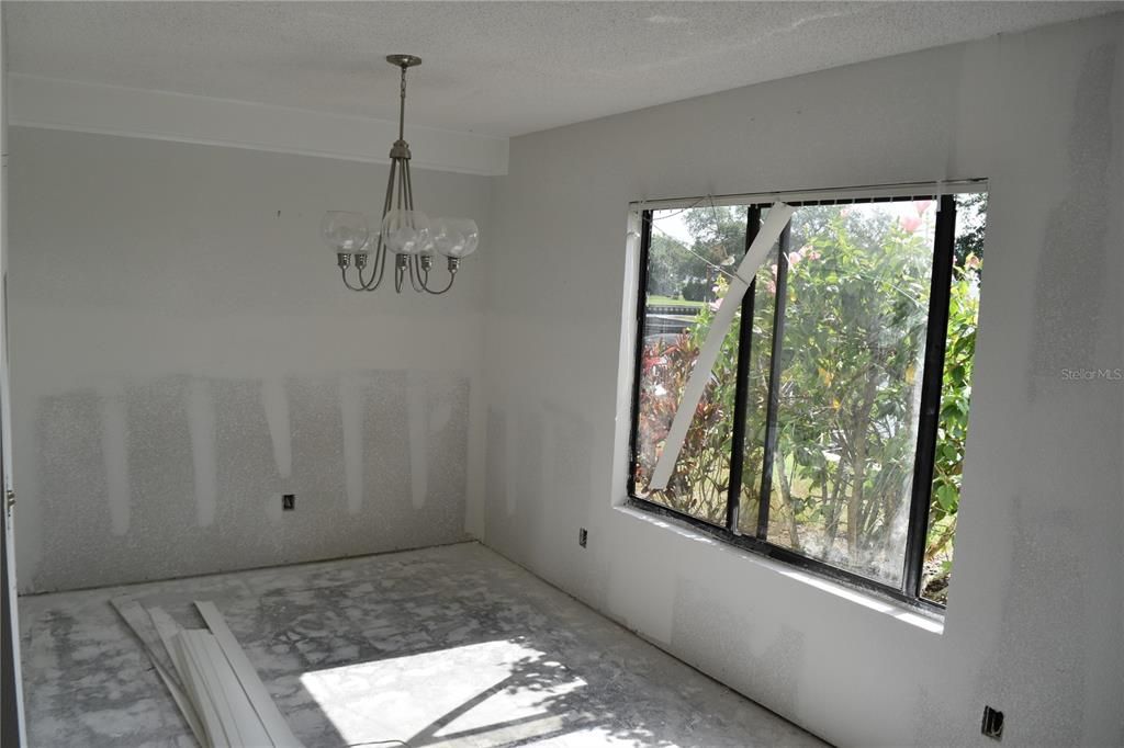 For Sale: $170,000 (2 beds, 2 baths, 1020 Square Feet)