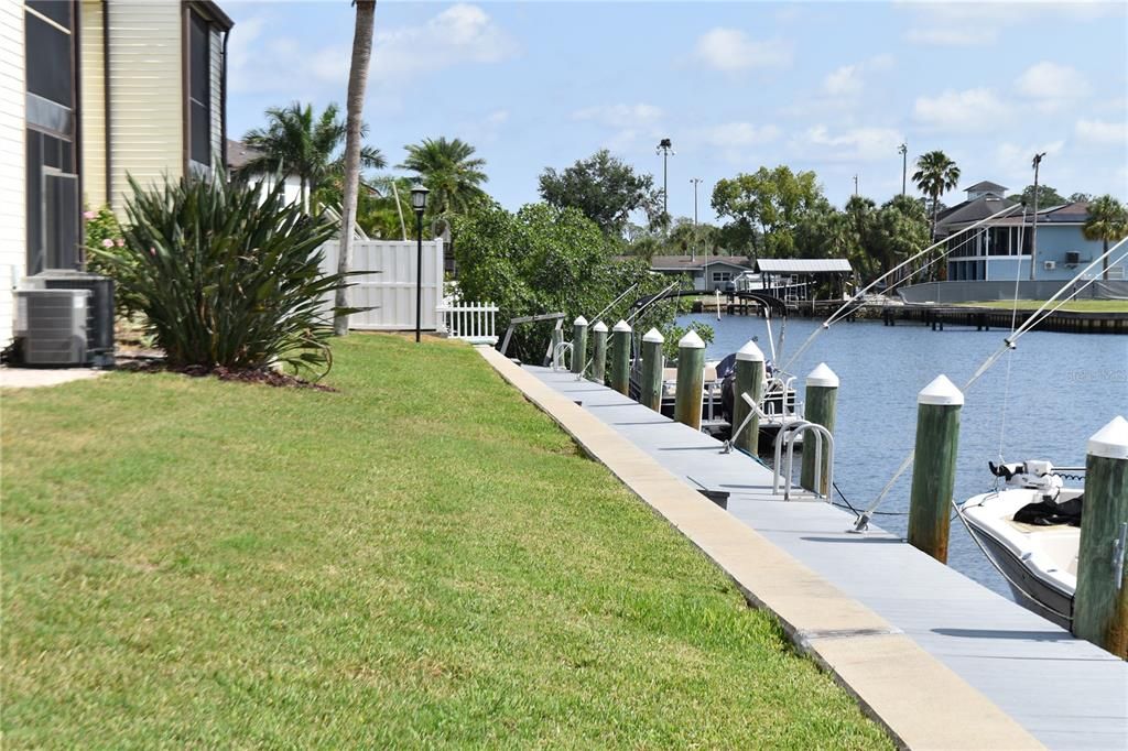 For Sale: $170,000 (2 beds, 2 baths, 1020 Square Feet)