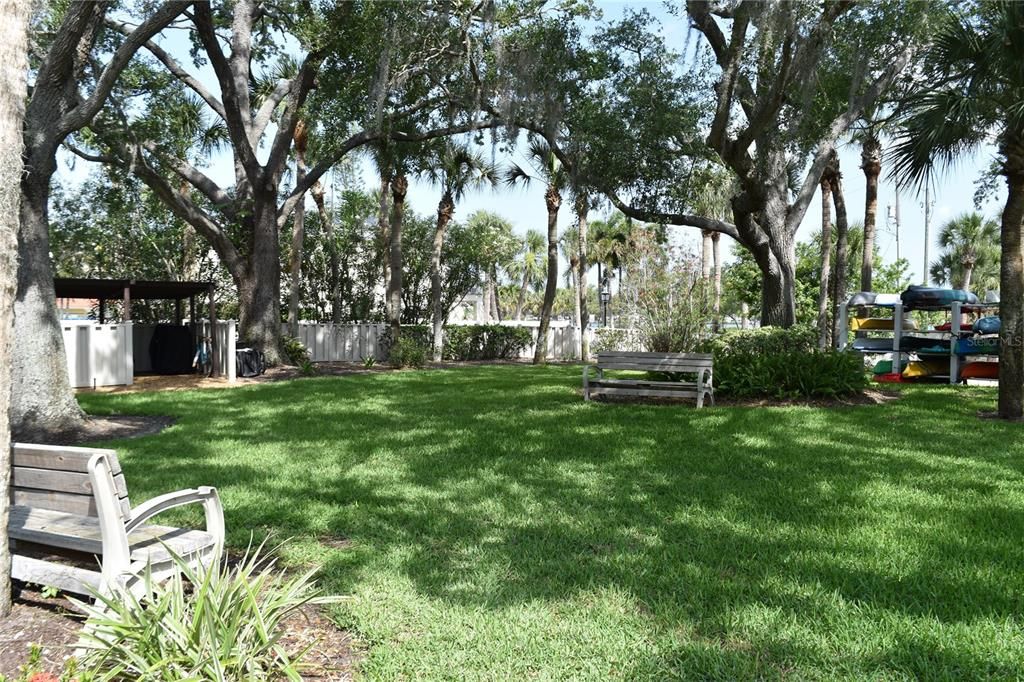 For Sale: $170,000 (2 beds, 2 baths, 1020 Square Feet)