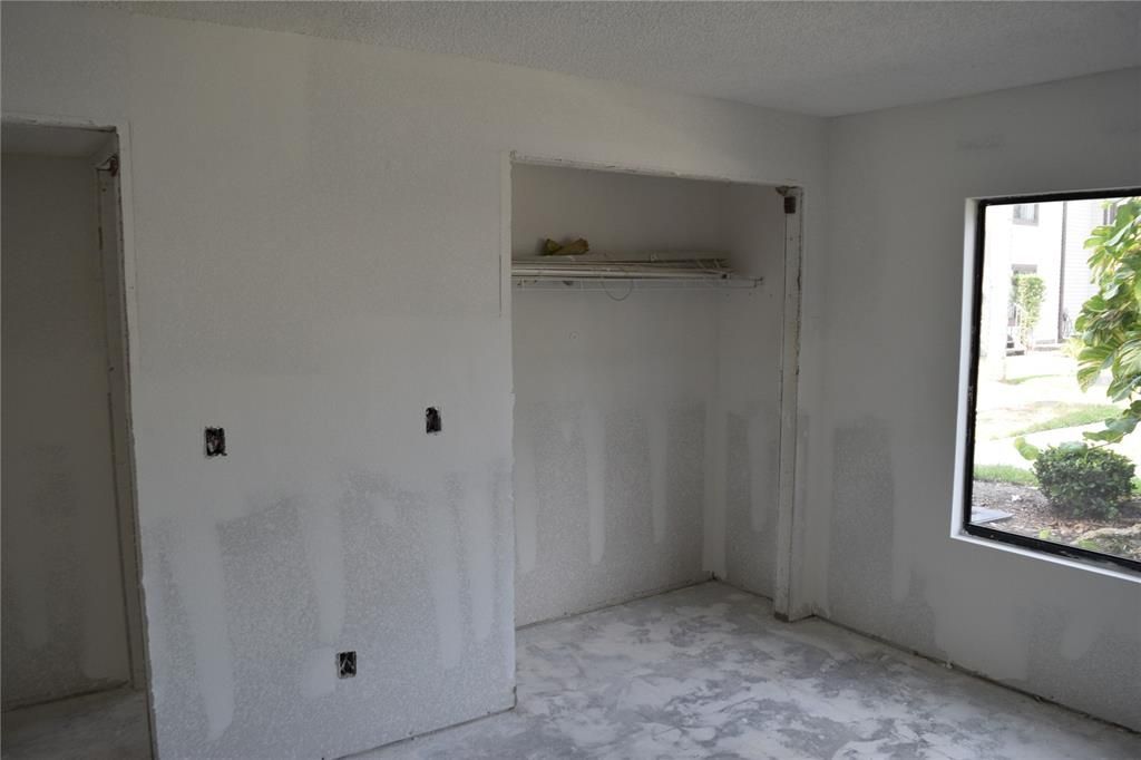 For Sale: $170,000 (2 beds, 2 baths, 1020 Square Feet)