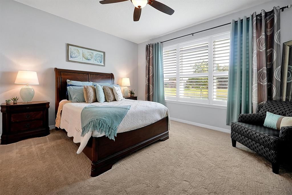 For Sale: $410,000 (2 beds, 2 baths, 1705 Square Feet)