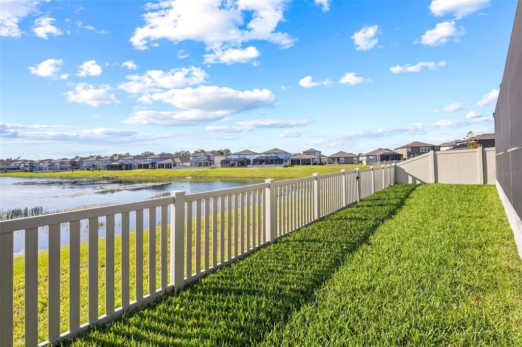 For Sale: $550,000 (5 beds, 3 baths, 3566 Square Feet)