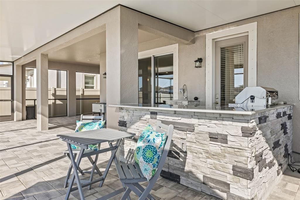 For Sale: $550,000 (5 beds, 3 baths, 3566 Square Feet)