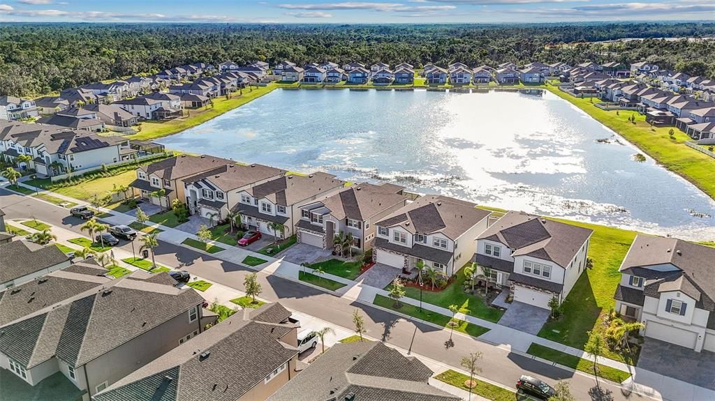 For Sale: $550,000 (5 beds, 3 baths, 3566 Square Feet)