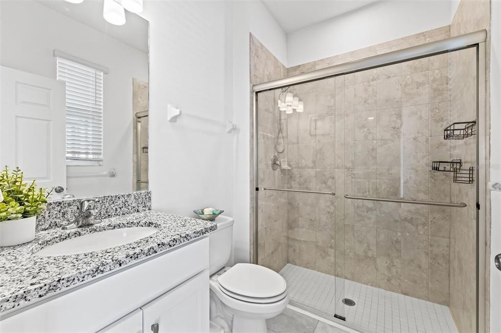 For Sale: $550,000 (5 beds, 3 baths, 3566 Square Feet)