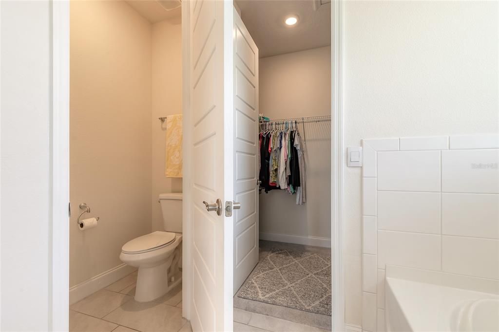 For Sale: $495,000 (4 beds, 3 baths, 2106 Square Feet)