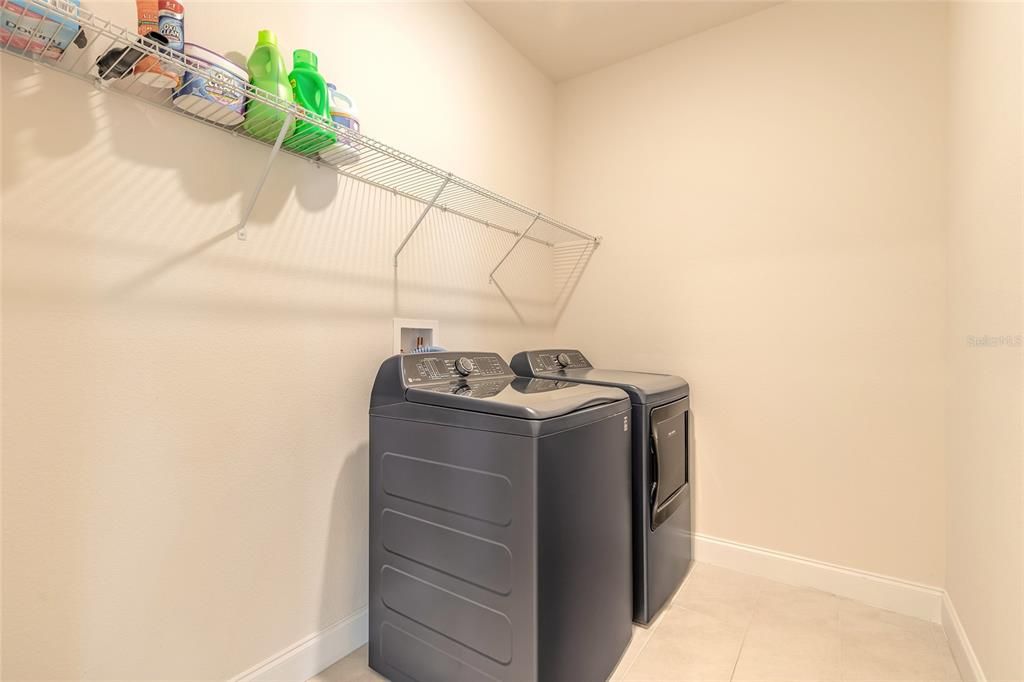 For Sale: $495,000 (4 beds, 3 baths, 2106 Square Feet)